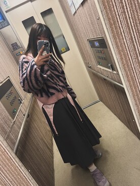 「GU（ジーユー）のアイテム（スカート、グレー系）」を使った、Shihoさん（レディース・153cm）の春コーディネート