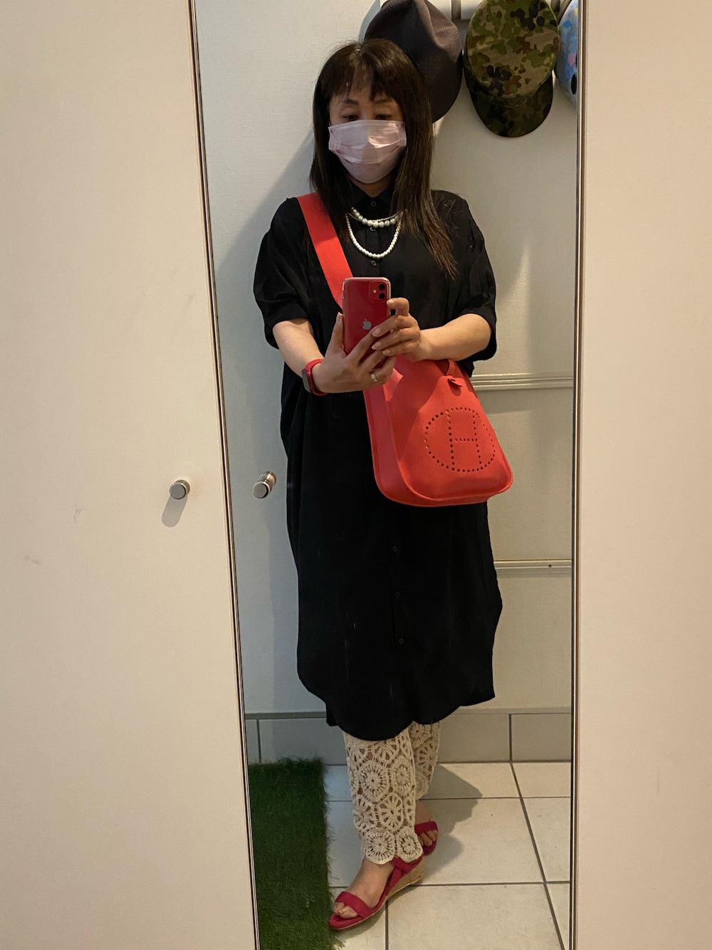 「ごきげんウィーク、お出かけコーデ、大人カジュアル、しまむら、ヘザー(Heather)、プチプラ、プチプラコーデ、ママコーデ、ママファッション、アラフォー、アラフィフ」｜「Heatherのクロシェニットフレアパンツ（パンツ、ブルー系）」を使った、うりんこ。さん（レディース・159cm）の春コーディネートの1枚目の写真