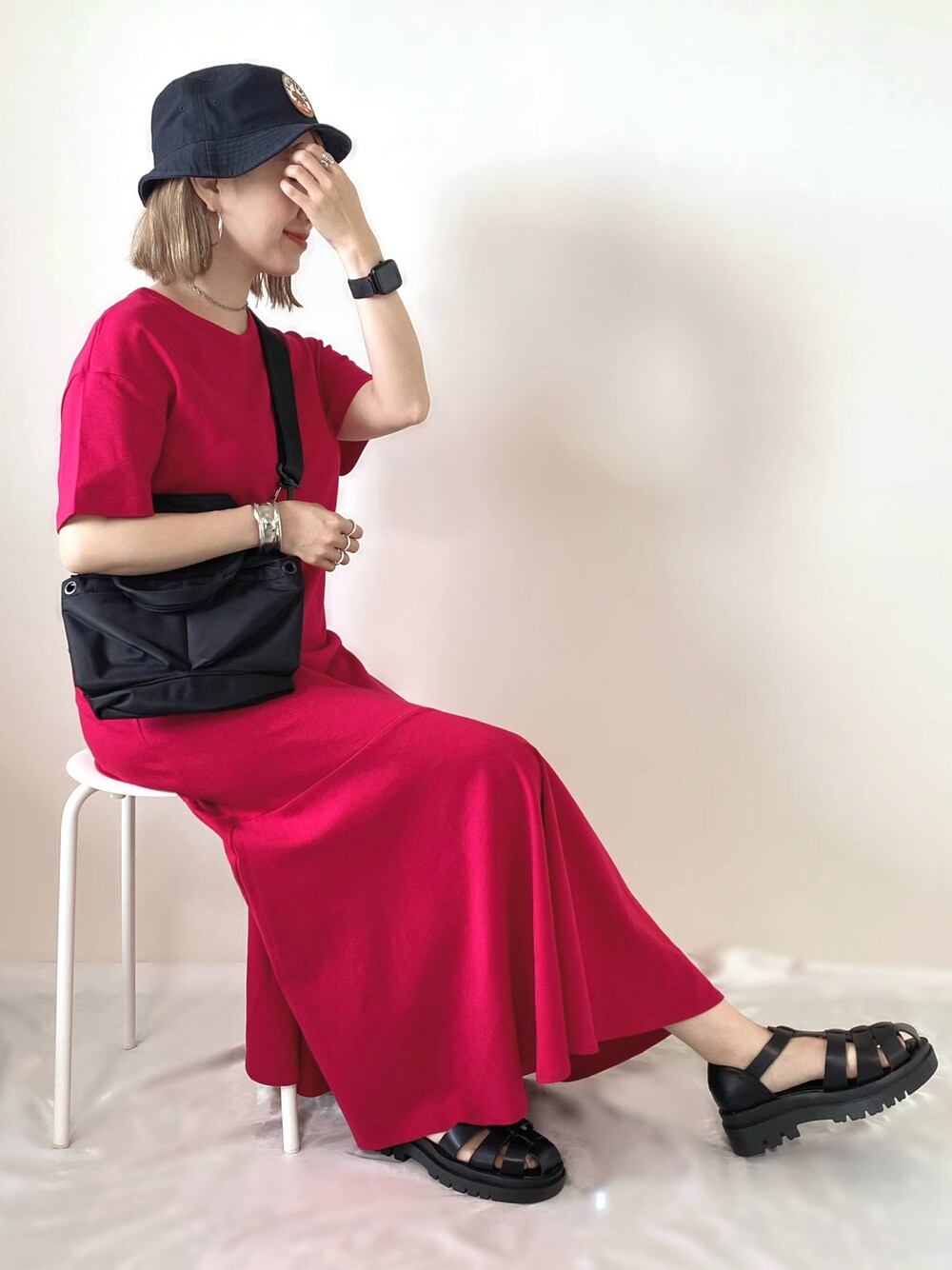 「americanneedle、アメリカンニードル、バケハ、バケットハット、CrossCharm、グルカサンダル、GU、おしゃれさんと繋がりたい、ワンピース」｜「GUのアイテム（ワンピース/ドレス、ピンク系）」を使った、memeさん（レディース・158cm）の夏コーディネートの1枚目の写真