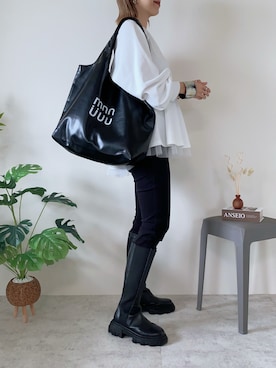 「ぺプラムトップス」｜「アイテム（スウェット）」を使った、memeさん（レディース・158cm）の秋コーディネート