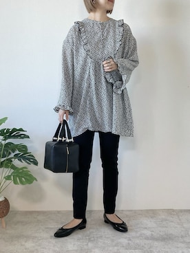 「モノトーンコーデ」｜「アイテム（チュニック）」を使った、memeさん（レディース・158cm）の春コーディネート