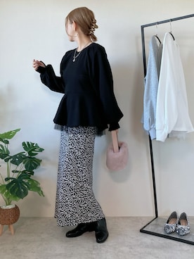 「ぺプラムトップス」｜「アイテム（スウェット）」を使った、memeさん（レディース・158cm）の秋コーディネート