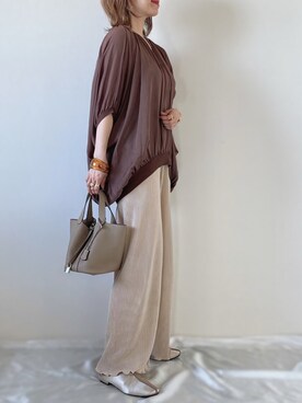 「Birthday room（バースデイルーム）のギャザーシアードルマントップス（シャツ/ブラウス）」を使った、memeさん（レディース・158cm）の夏コーディネート