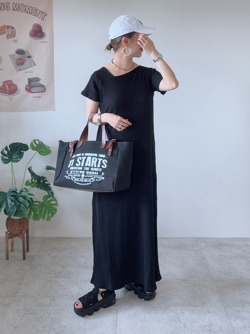 週末お値下げ Nike エアマックス ココ オールブラック US7 セール】ナイキ エア マックス ココ ウィメンズサンダル / Nike