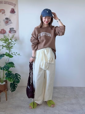 「FREAK'S STORE（フリークスストア）の2WAY ポンチロゴスウェット/ワンショルダートップス（スウェット、イエロー系）」を使った、memeさん（レディース・158cm）の春コーディネート