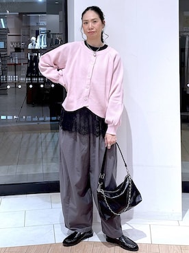 「LOWRYS FARM（ローリーズファーム）のイージーワイドカーブパンツ 327286（その他パンツ、グレー系）」を使った、がままきさん（レディース・167cm）の春コーディネート