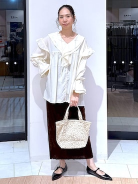 「アイテム（シュシュ）」を使った、がままきさん（レディース・167cm）の秋コーディネート