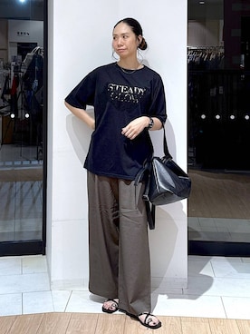 「LOWRYS FARM（ローリーズファーム）のレースロゴプリントＴ 1063342（Tシャツ/カットソー、ブラック系）」を使った、がままきさん（レディース・167cm）の夏コーディネート