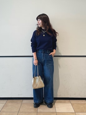 「アイテム（ショルダーバッグ、ゴールド系）」を使った、TSUNODAさん（レディース・160cm）の秋コーディネート