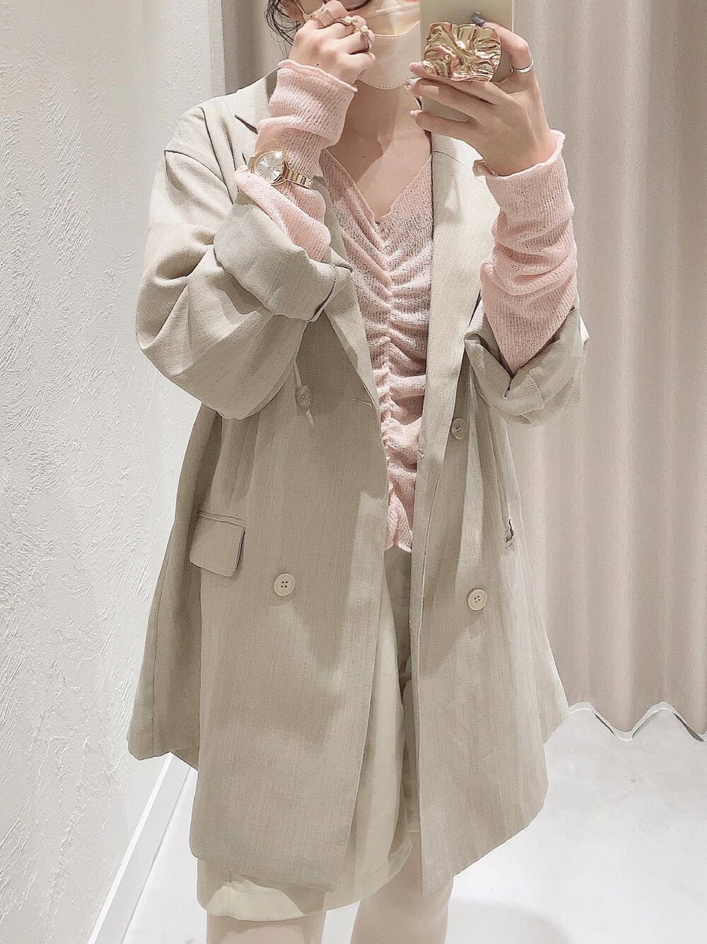 「Kastane、ピンクコーデ、カラー×コーデ、セットアップ、春服みてみて、春コーデ、春カラー、レイヤードスタイル、ジャケット、休日スタイル、パステルカラー、ワントーンコーデ、骨格ウェーブ、低身長コーデ、cra_ootd」｜「Kastaneの【SETUP対応】SETUPダブルジャケット（テーラードジャケット、グレー系）」を使った、craさん（レディース・154cm）の春コーディネートの1枚目の写真