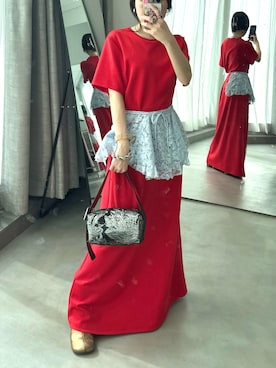 「yae（ヤエ）のLong T-shirt dress / ロングTシャツドレス（ワンピース、レッド系）」を使った、yae staffさん（レディース・154cm）の春コーディネート