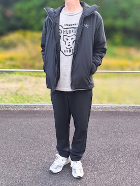 「アイテム（ナイロンジャケット）」を使った、TOROMUさん（メンズ・175cm）の秋コーディネート