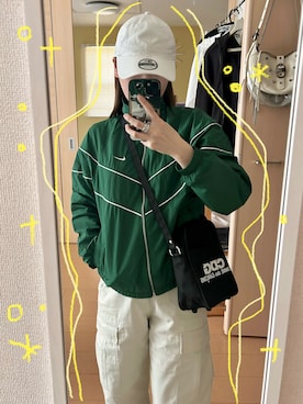 「NIKE（ナイキ）のアイテム（ジャケット/アウター）」を使った、haryo98さん（レディース・157cm）の春コーディネート