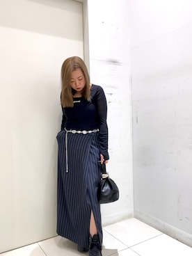 「SENSE OF PLACE by URBAN RESEARCH(センスオブプレイスバイアーバンリサーチ)のUネックピスネームシアートップ(Tシャツ/カットソー、ブラック系)」を使った、annaさん(レディース・160cm)の春コーディネート