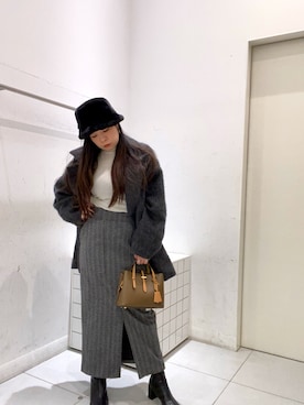 「SENSE OF PLACE by URBAN RESEARCH（センスオブプレイスバイアーバンリサーチ）のアイテム（Tシャツ/カットソー）」を使った、畑埜杏奈さん（レディース・160cm）の秋コーディネート