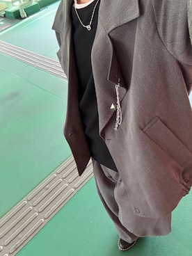 「アイテム（ブローチ/コサージュ）」を使った、nekokun25さん（メンズ・166cm）の秋コーディネート