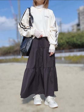 「GRL（グレイル）のアイテム（スウェット）」を使った、rimaさん（レディース・160cm）の春コーディネート