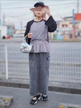 「GRL（グレイル）のアイテム（ハンドバッグ）」を使った、rimaさん（レディース・160cm）の春コーディネート