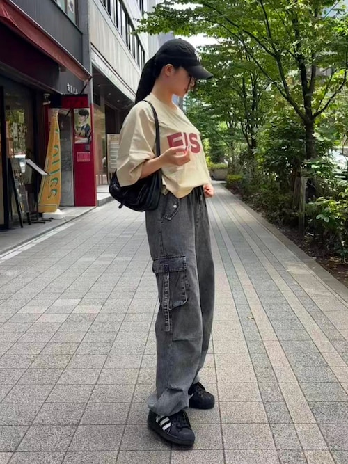 ピグメントFISKクロップドTシャツ