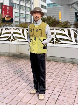 「Needles（ニードルス）のアイテム（その他パンツ）」を使った、初珠さん（メンズ・167cm）の秋コーディネート