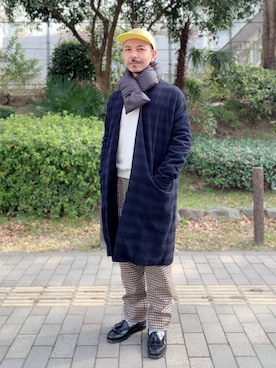 「アイテム（ノーカラーコート、ブルー系）」を使った、初珠さん（メンズ・167cm）の冬コーディネート