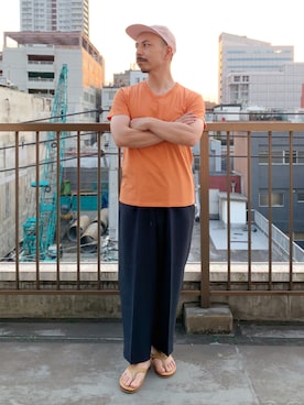 「YSTRDY's TMRRW（イエスタデイズトゥモロー）のアイテム（サンダル）」を使った、初珠さん（メンズ・167cm）の夏コーディネート