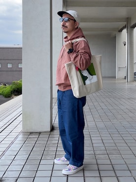 「アイテム（デジタル腕時計）」を使った、初珠さん（メンズ・167cm）の秋コーディネート