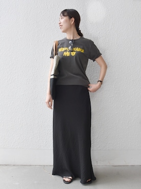 「MIXTA（ミクスタ）のアイテム」を使った、澤村さん（レディース・162cm）の夏コーディネート