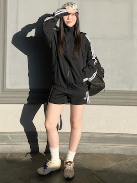 「adidas（アディダス）のアイテム（ジャージ）」を使った、msさん（レディース・160cm）の秋コーディネート
