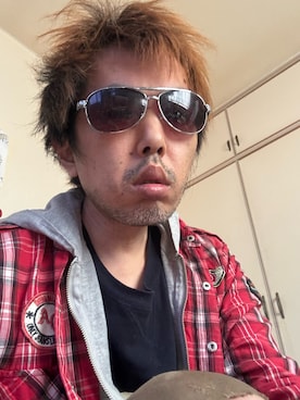 「Right-on（ライトオン）のアイテム（トップス、ブラック系）」を使った、yuukiichikou16さん（メンズ・174cm）の秋コーディネート