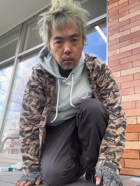 「CONVERSE（コンバース）のアイテム（その他アウター、グリーン系）」を使った、yuukiichikou16さん（メンズ・174cm）の秋コーディネート
