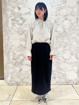 「grove（グローブ）のフリルカラーリボンブラウス（シャツ/ブラウス、ベージュ系）」を使った、しのさん（レディース・163cm）の冬コーディネート