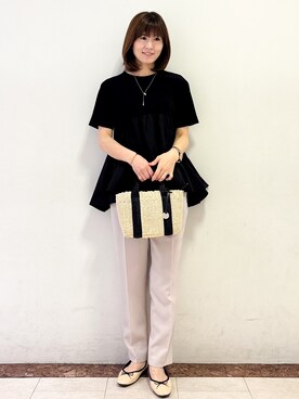 「OPAQUE.CLIP（オペークドットクリップ）のペプラムドッキングカットソー【洗濯機OK】（Tシャツ/カットソー、ブラック系）」を使った、micohさん（レディース・166cm）の春コーディネート