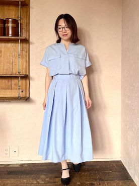 「ITS'DEMO（イッツデモ）の【UVケア／洗濯機OK／接触冷感／吸水速乾】麻調合繊ポケ付きブラウス（シャツ/ブラウス、ブルー系）」を使った、Saoriさんの春コーディネート