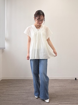 「ITS'DEMO（イッツデモ）のシアーVネックブラウス（シャツ/ブラウス、ホワイト系）」を使った、Saoriさん（レディース・156cm）の夏コーディネート