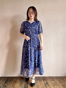 「ITS'DEMO（イッツデモ）の【ITS’DEMO × HIBIYA－KADAN】ドビーワンピース（ワンピース、ブルー系）」を使った、Saoriさん（レディース・156cm）の春コーディネート