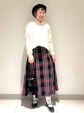 「Dessin（デッサン）の【洗える】チェック柄起毛フレアスカート（スカート、レッド系）」を使った、Liriさん（レディース・157cm）の冬コーディネート