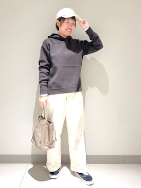 「Dessin（デッサン）の【セットアップ可・洗える】マリンコーデュロイパンツ（その他パンツ、ホワイト系）」を使った、Liriさん（レディース・157cm）の冬コーディネート