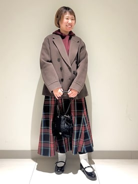 「アイテム（ピーコート、ブラウン系）」を使った、Liriさん（レディース・157cm）の冬コーディネート