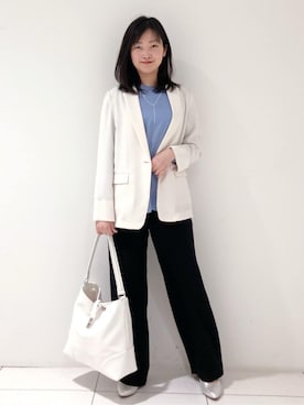 「INDIVI（インディヴィ）のアイテム」を使った、momokoさん（レディース・157cm）の春コーディネート