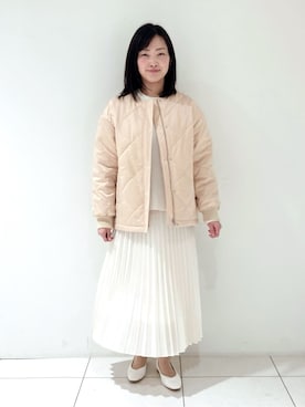 「INDIVI（インディヴィ）のアイテム」を使った、momokoさん（レディース・157cm）の春コーディネート