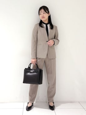 「アイテム（スーツジャケット、ブラウン系）」を使った、momokoさん（レディース・157cm）の秋コーディネート