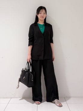 「アイテム（ノーカラージャケット、ブラック系）」を使った、momokoさん（レディース・157cm）の夏コーディネート