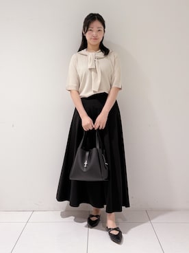 「アイテム（アンサンブル、ベージュ系）」を使った、momokoさん（レディース・157cm）の夏コーディネート