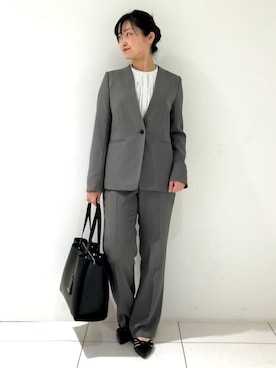 「アイテム（スーツジャケット、グレー系）」を使った、momokoさん（レディース・157cm）の春コーディネート