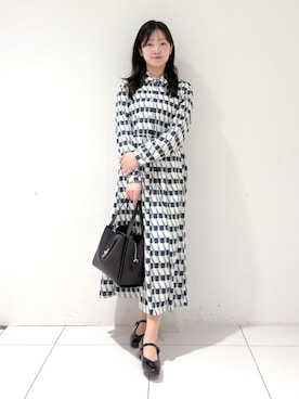 「INDIVI（インディヴィ）のアイテム」を使った、momokoさん（レディース・157cm）の春コーディネート