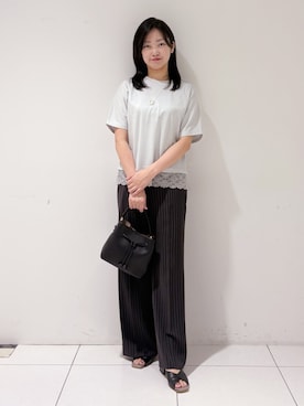 「COUP DE CHANCE（クードシャンス）のアイテム（ショルダーバッグ）」を使った、momokoさん（レディース・157cm）の秋コーディネート
