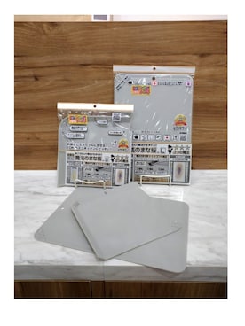 「212 KITCHEN STORE（トゥワントゥキッチンストア）の魔法のまな板S SVGY（キッチンツール、その他）」を使った、ナツさん（レディース・160cm）の夏コーディネート