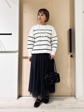 「SHOO・LA・RUE（シューラルー）の【S-LL/洗濯機可/体型カバー】大人世代も取り入れやすい スウェットライクニット（ニット/セーター、ホワイト系）」を使った、ぷくりんさん（レディース・159cm）の冬コーディネート
