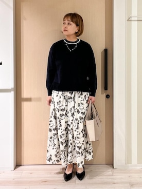 「SHOO・LA・RUE（シューラルー）の【洗濯機可/S-LL】軽やかなパイピングがポイント スウェットライクニット（ニット/セーター、ブルー系）」を使った、ぷくりんさん（レディース・159cm）の春コーディネート